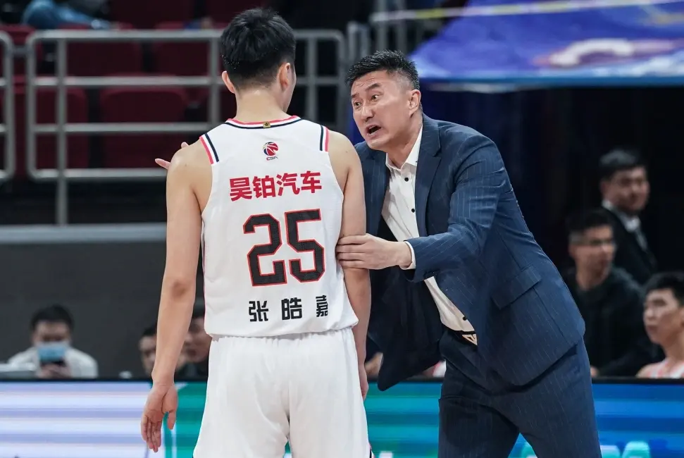 广东男篮升 广东男篮升